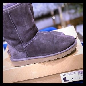 Women Classic Short II Uggs